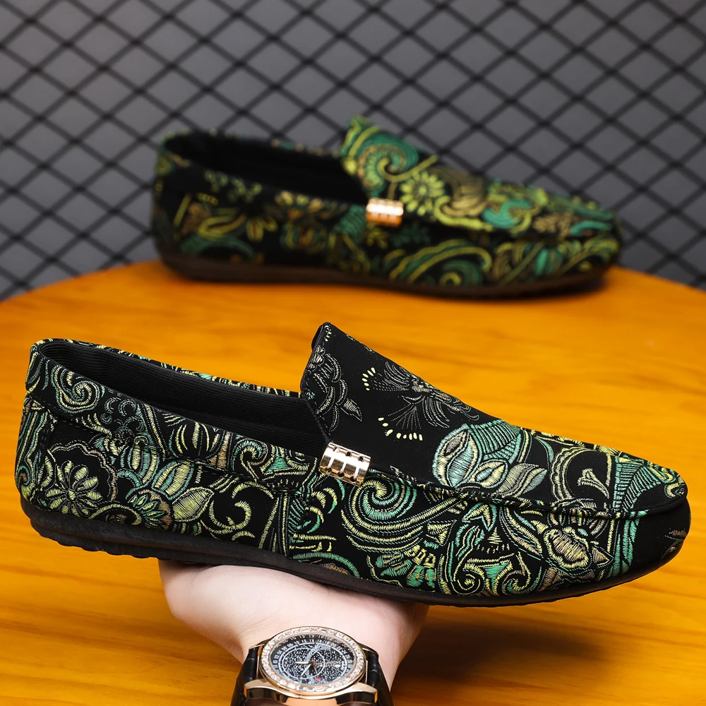 

Новинка весны/осень 2022, мужская повседневная обувь, модные лоферы в китайском стиле, без шнуровки, зеленая повседневная обувь в стиле ретро в стиле Maximalist