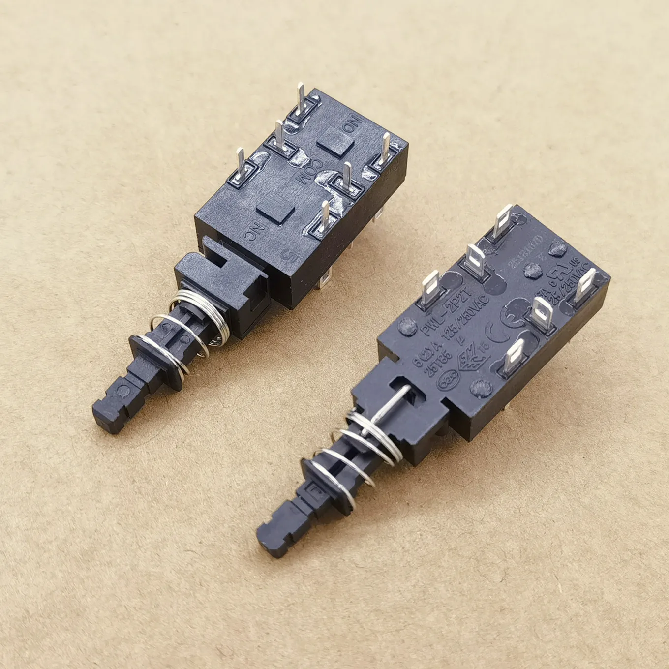 Original new 100% high current power switch self-locking straight button switch PWL-2P2T 6pin board