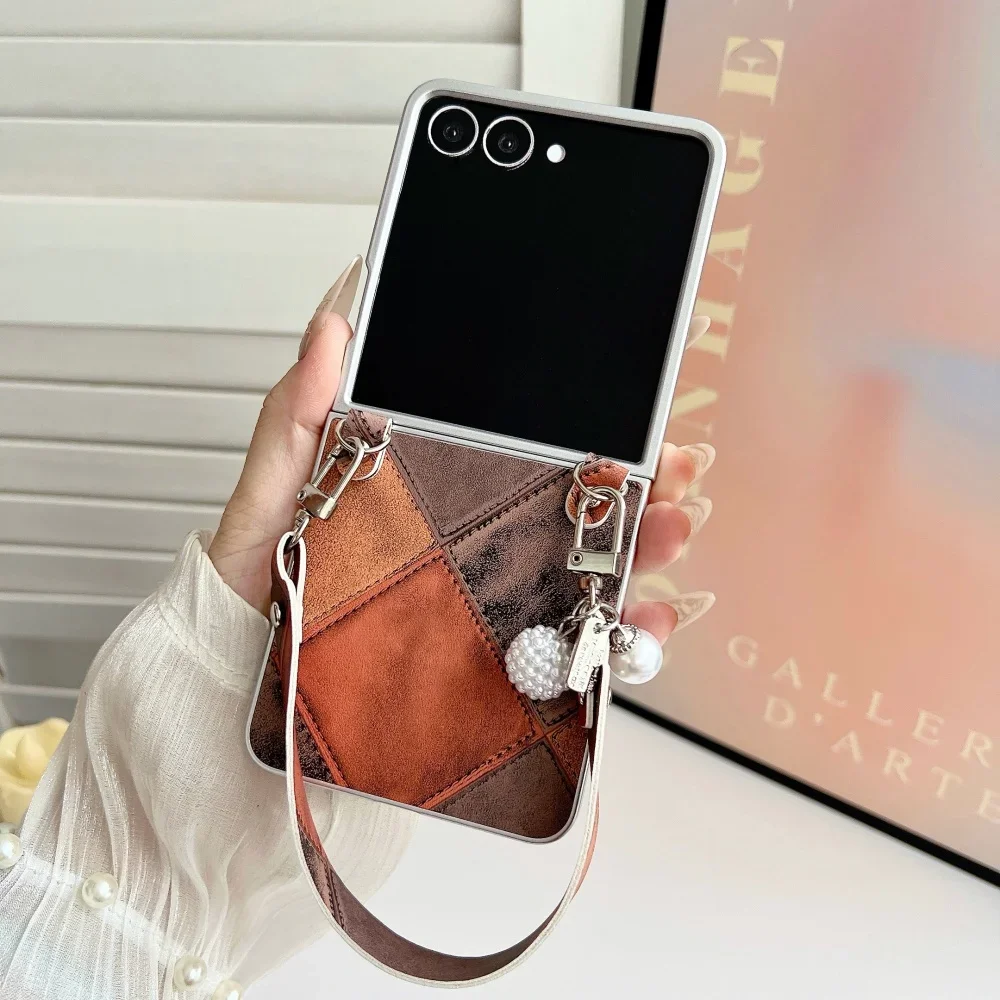 퓨전 비즈니스 슬레 블라 컬러 콜리전 손목 스트랩 끈 가죽 폰 케이스 삼성 갤럭시 Z 플립 7 6 5 4 3 보호 커버