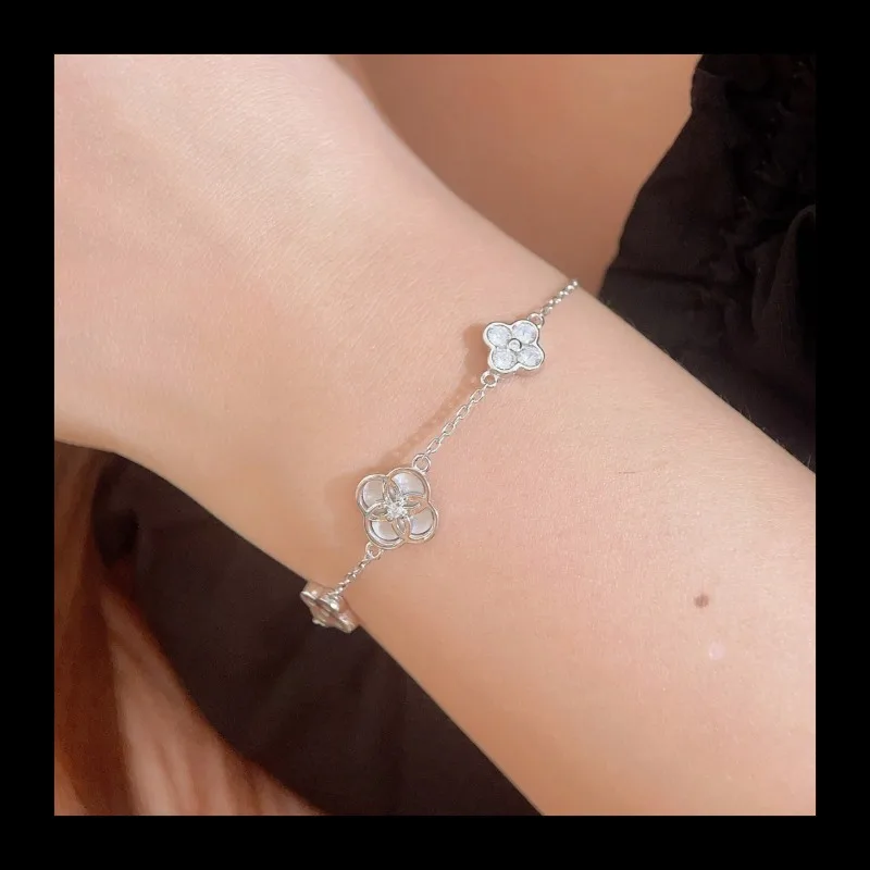 S925 الفضة جديد بسيط هندسي أربع أوراق البرسيم سوار ضوء الفاخرة مزاجه رائعة الأم قذيفة الزركون مجوهرات هدية #4