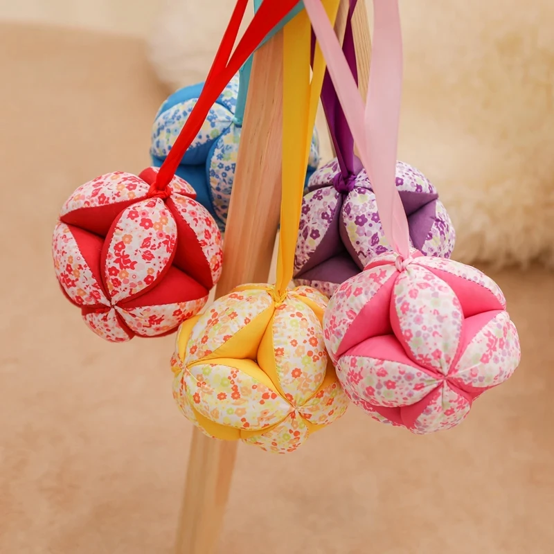 1Pc Baby Hand Catching Cloth Ball Toy Infant Interaction Colored Rattle Ball Toy with Ribbon Appease Bed Hanging Rattle Toy Gift