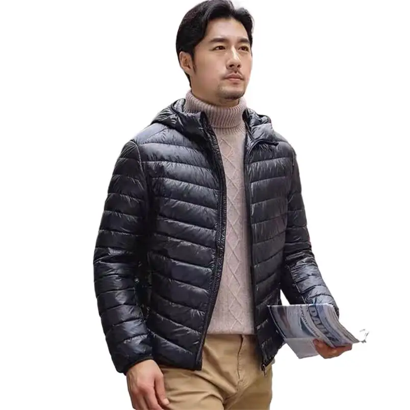 Chaqueta de plumón delgada con capucha para hombre, abrigo corto ultraligero de talla grande para jóvenes, moda de otoño e invierno, nuevo