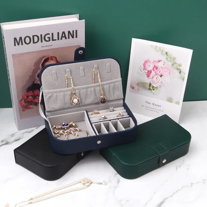 Jewelry Box Portable Jewelry Organizer Box Travel Jewelry Case Leather Earrings Necklace Ring Display Jewelry Storage Box