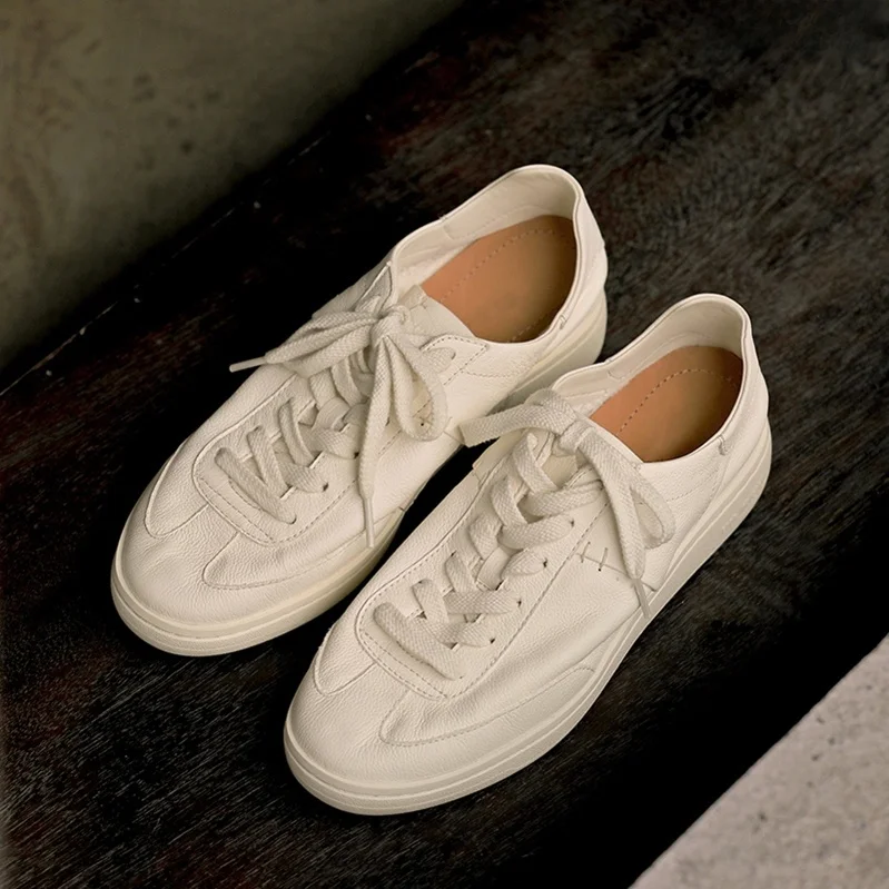 

ex Thin Sole Leather Sneakers Summer Versatile Flat Bot Board oes Breathable Me Inner Spor round Toe Rubber Sole