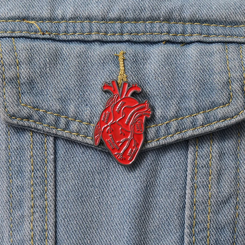 Organ Brain Lung Red Heart Enamel Pins Creativity Lapel Pin Metal Decorative Jewelry Brooch Backpack Clothes for Medical Student 