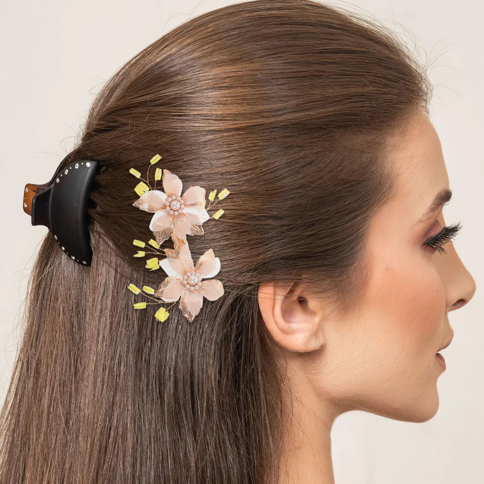 

Заколка для волос ручной работы с цветочным узором, перламутровыми и жемчужными вставками, винтажный свадебный аксессуар из сплава для невесты