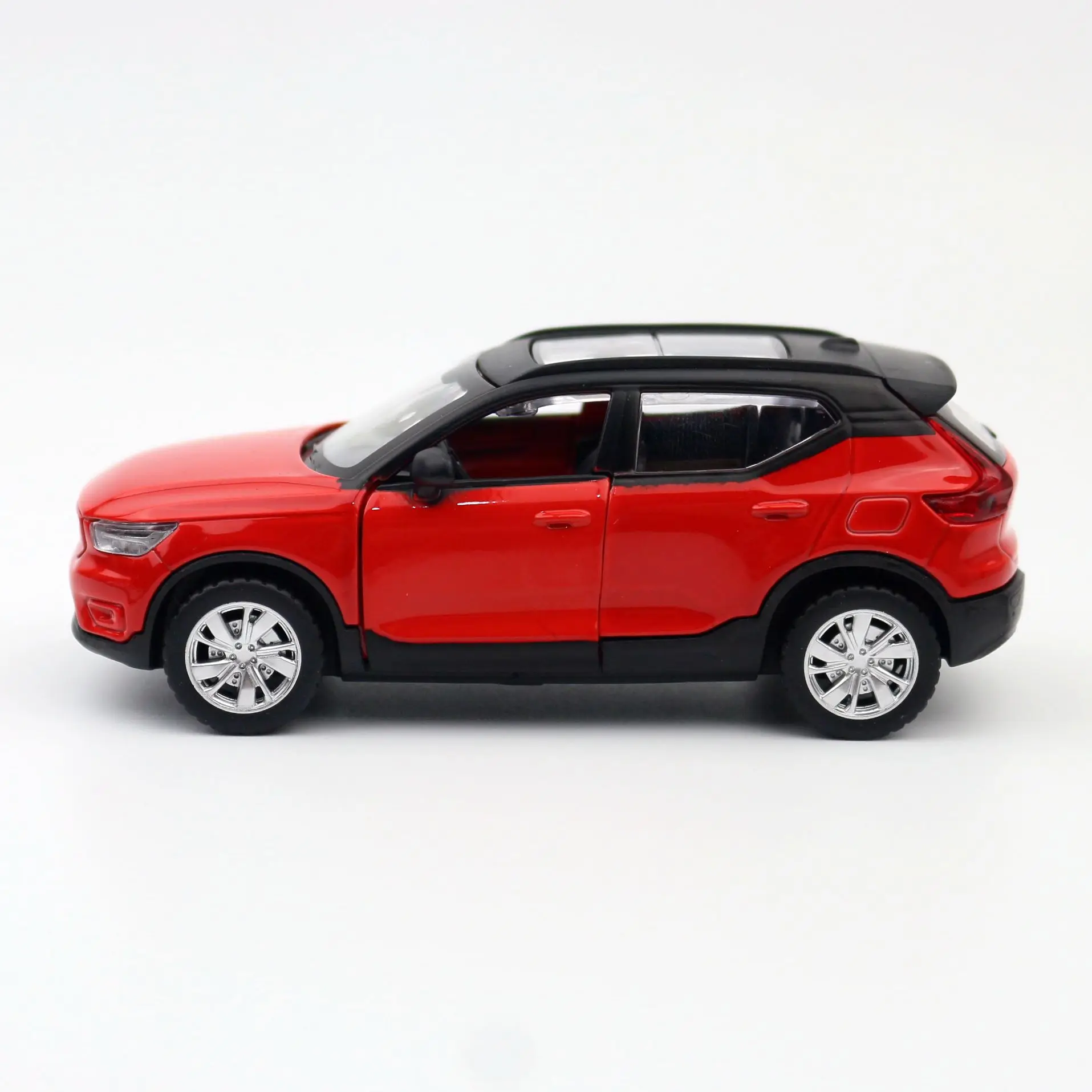 1/39 Volvo XC40 SUV Toy Car For Children MSZ Diecast Hybrid Vehicle Miniature Pull Back Free Wheels Collection Gift For Boys