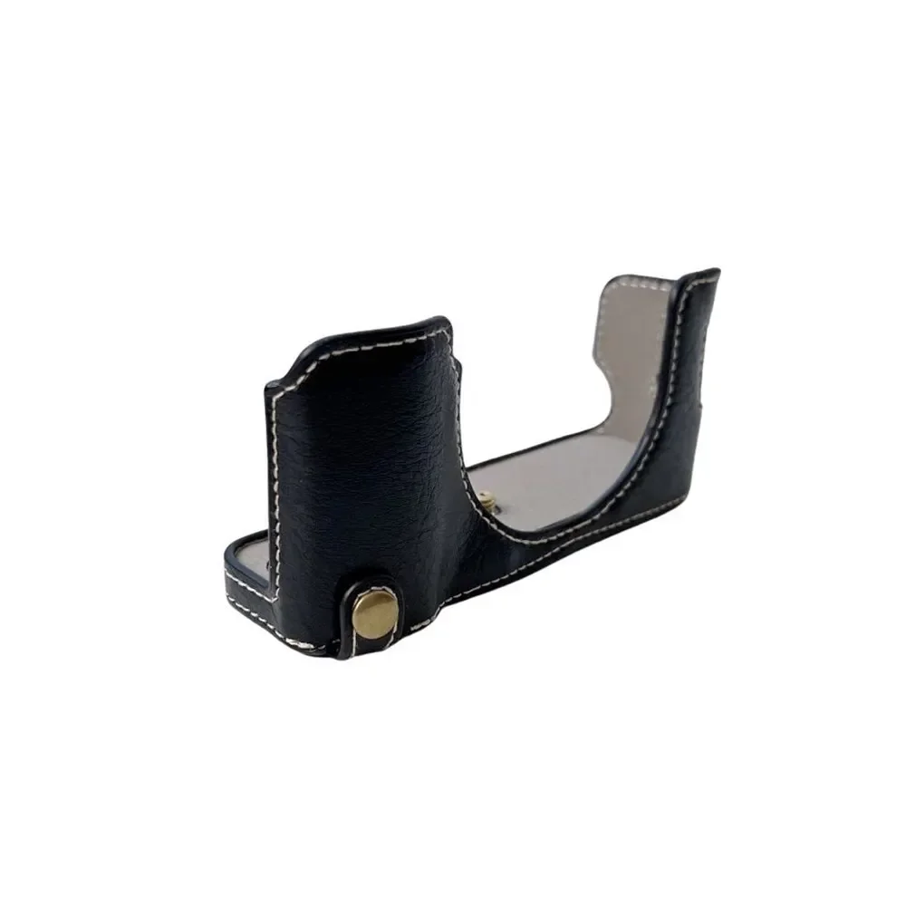 نصف حافظة للكاميرا لهاتف Fujifilm X100V X100F Buffalo Print PU غطاء حماية بفتحة سفلية من الجلد