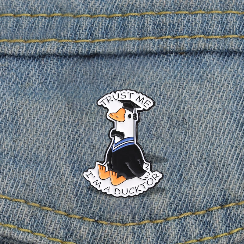 Cute Graduate Duck Enamel Pins Custom Trust Me I'm A Ducktor Brooches Lapel Badges Animal Jewelry Gift for Friends