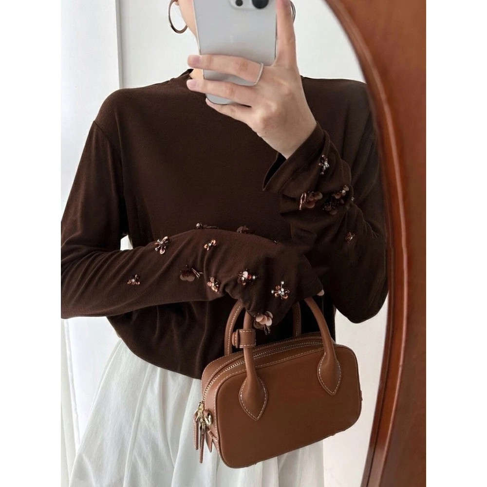 เสื้อยืดผ้าไหมผสมขนสัตว์ทำมือสำหรับผู้หญิง สวมใส่สบาย แขนยาว ลายปักดอกไม้ สไตล์มิว เสื้ออเนกประสงค์ 4 สี...