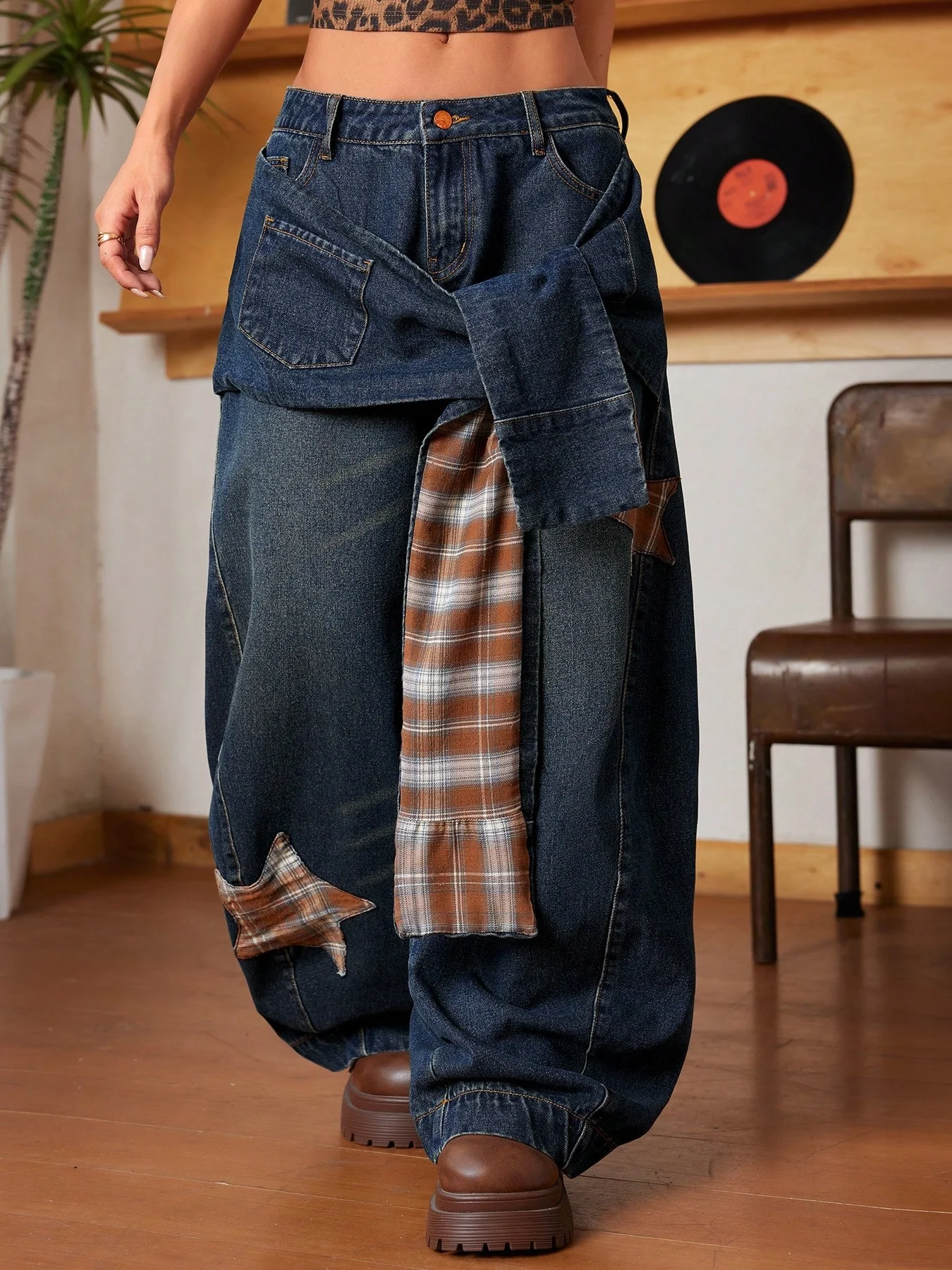 Women's Mid Waist Baggy Wide Leg Jeans, Dark Blue Denim Pants with Plaid Star Patches, Vintage Streetwear