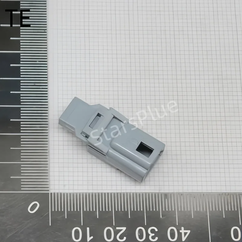 10-100 piezas 1379674 -2 Conector TE 2,2 mm 1x4P 100% nuevo y original