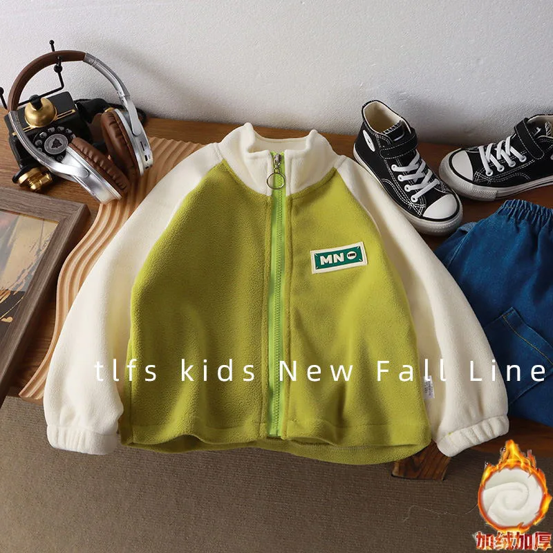 Herbst-Winter Jungen Trendige Dicke Fleecejacke Mädchen Farbblock-Oberteil Kinder Weiche Lässige Baby-Outfit Kinder Campus-Sportjacke – Detail 5