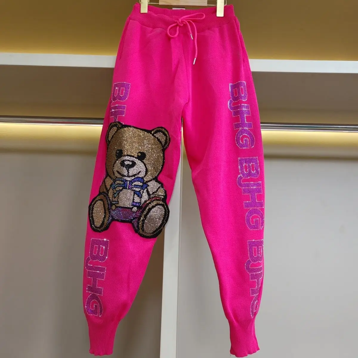 Trendy Rose Pink Hot Drilling Letters Bear Female Sweatpants 2023 New Spring Streetwear Age Reduction Elastic Waist Harem Pants