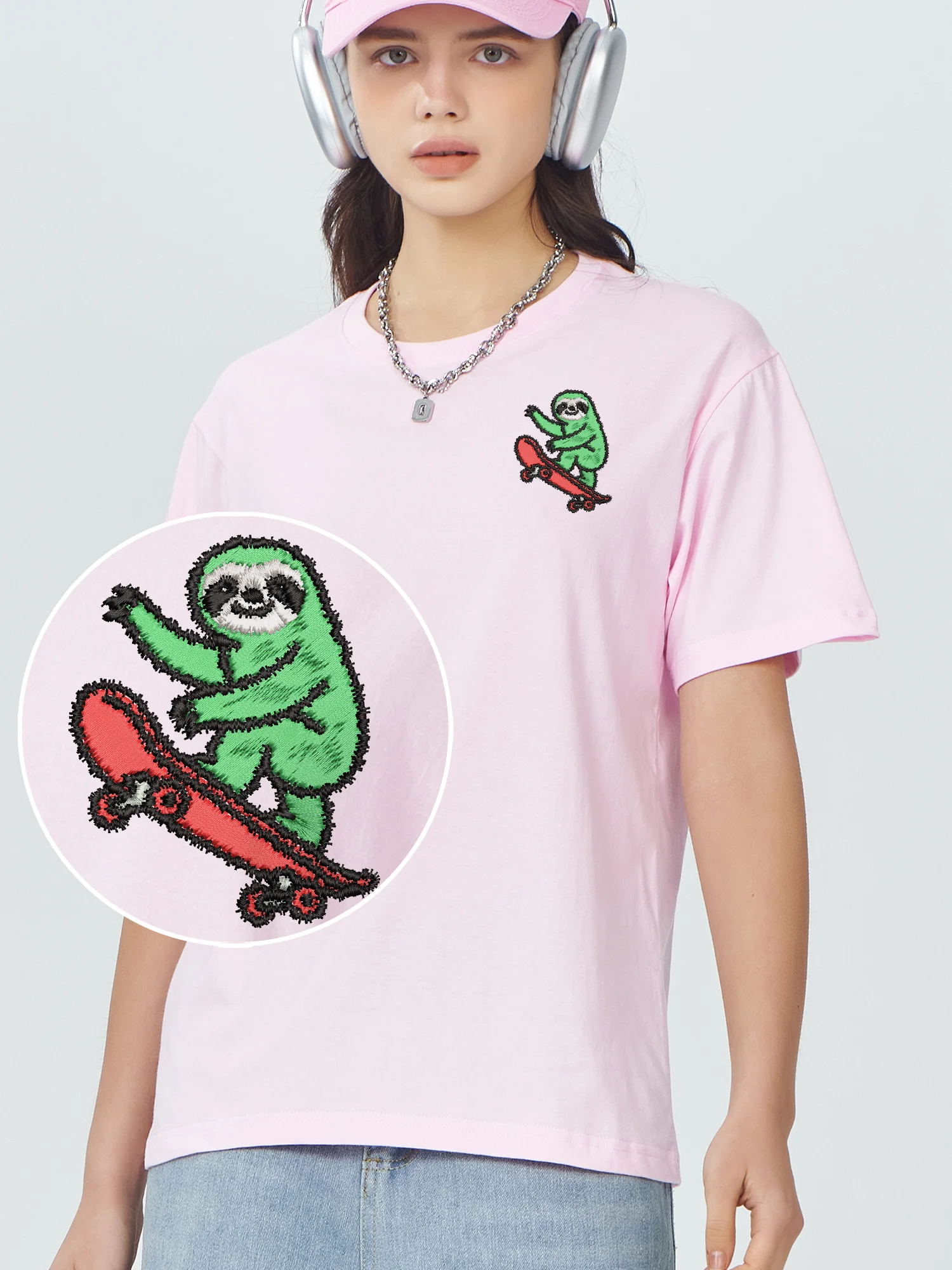 Bear Skateboarding Embroidered Tshirts Unisex Women Men Oversized Cotton Comfortable  Embroidery Shirts Casual Fashion Tops