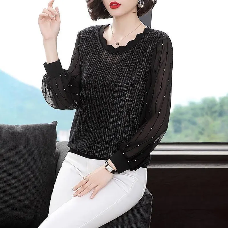 Female Clothing New Lace Hollow Out T-shirt Spring Autumn Bright Line Decoration All-match Loose Spliced Korean O-Neck Pullovers