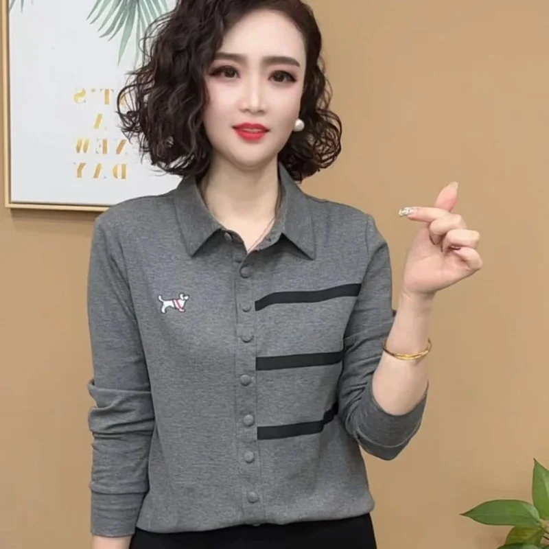 ฤดูใบไม้ผลิใหม่สไตล์แลดูผอมเสื้อฐานผู้หญิงเสื้อยืดแขนยาวอเนกประสงค์สวมใส่ด้านในด้านบน