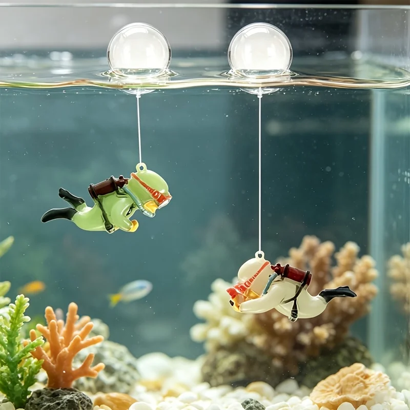Fish Tank Decoration Resin Landscaping Small Ornaments Mini Diver Glow Aquarium Decor Floating Ball Aquarium Accessories