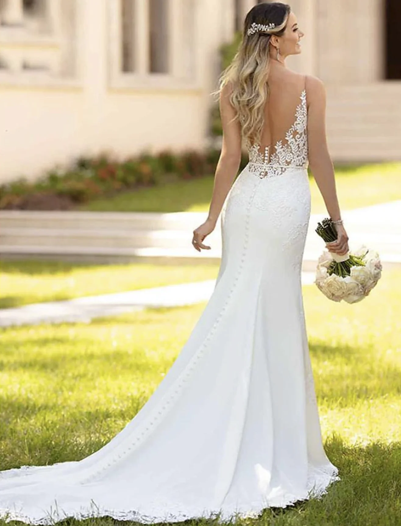 Open Back Sexy Formal Wedding Dresses Mermaid / Trumpet V Neck Sleeveless Court Train Lace Bridal Gowns With Appliques 2024