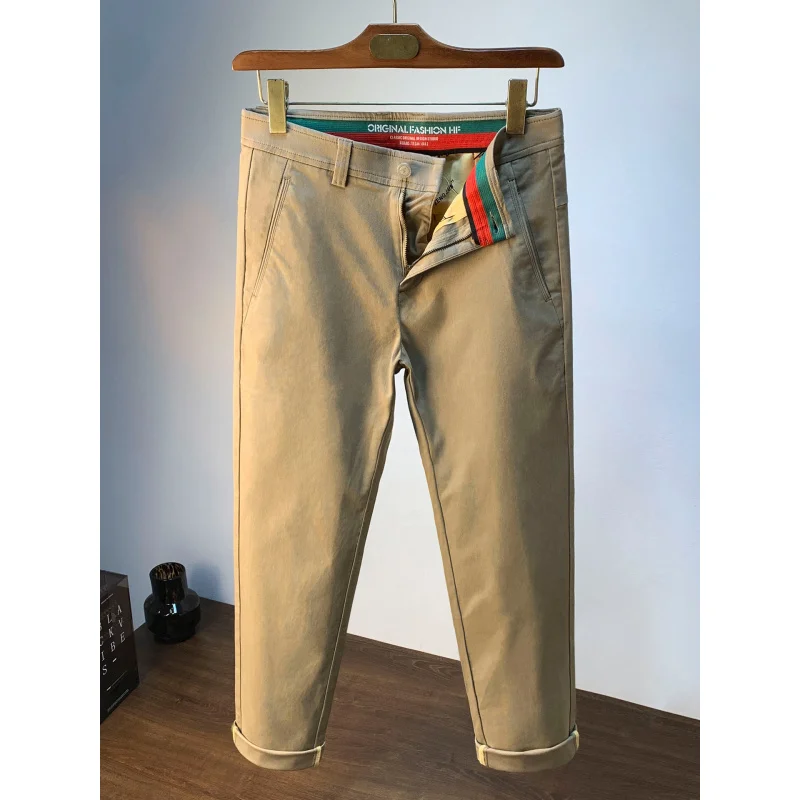 メンズストレートカジュアルパンツ、2025年秋の新トレンド、多用途で高級感のあるファッショナブルな通勤ビジネスパンツ