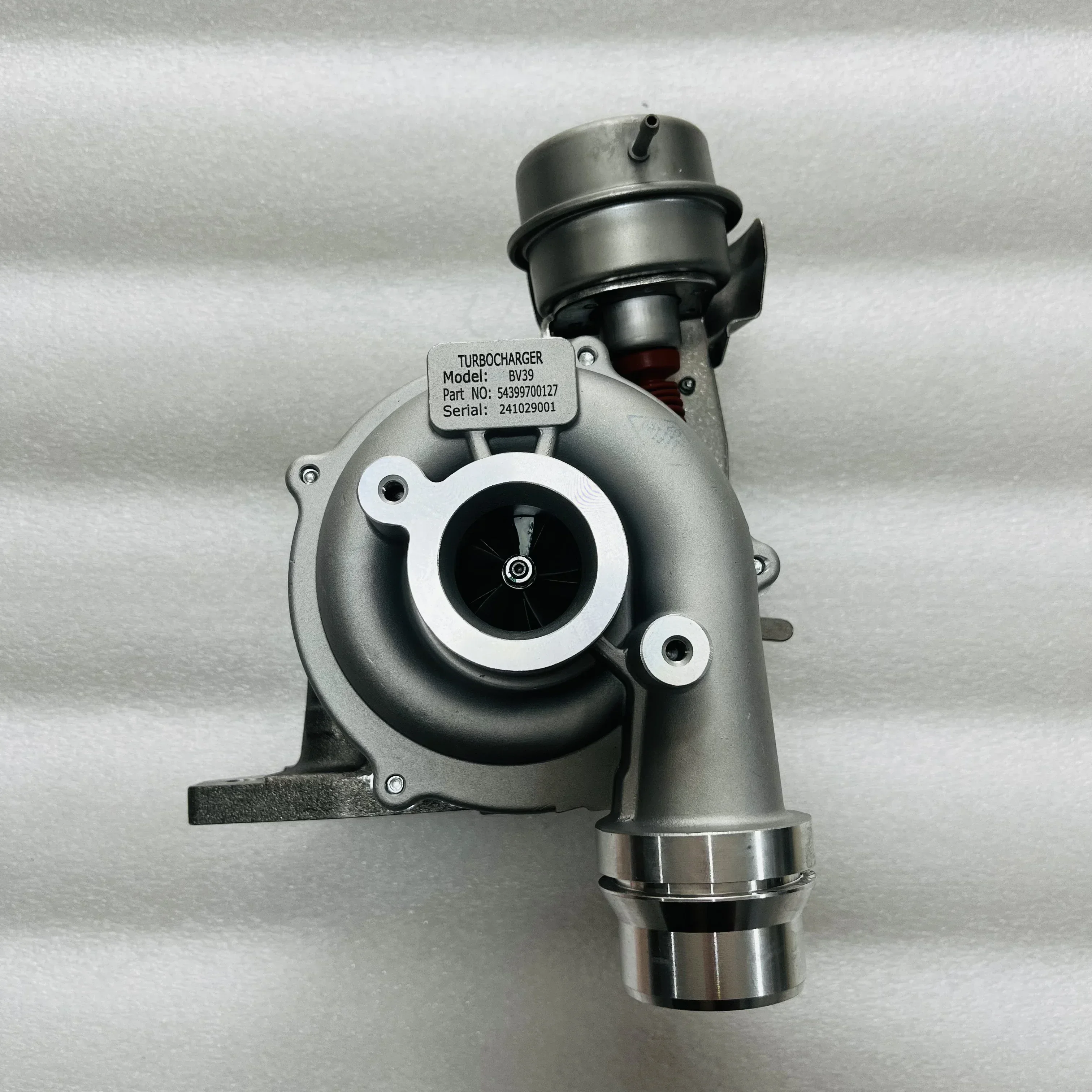 

# Hot For BV39 Turbocharger 54399880127 54399700127 54399880076 8200808701 For Renault Fluence 1.5DCI 106HP 78Kw K9K Euro5 2009-