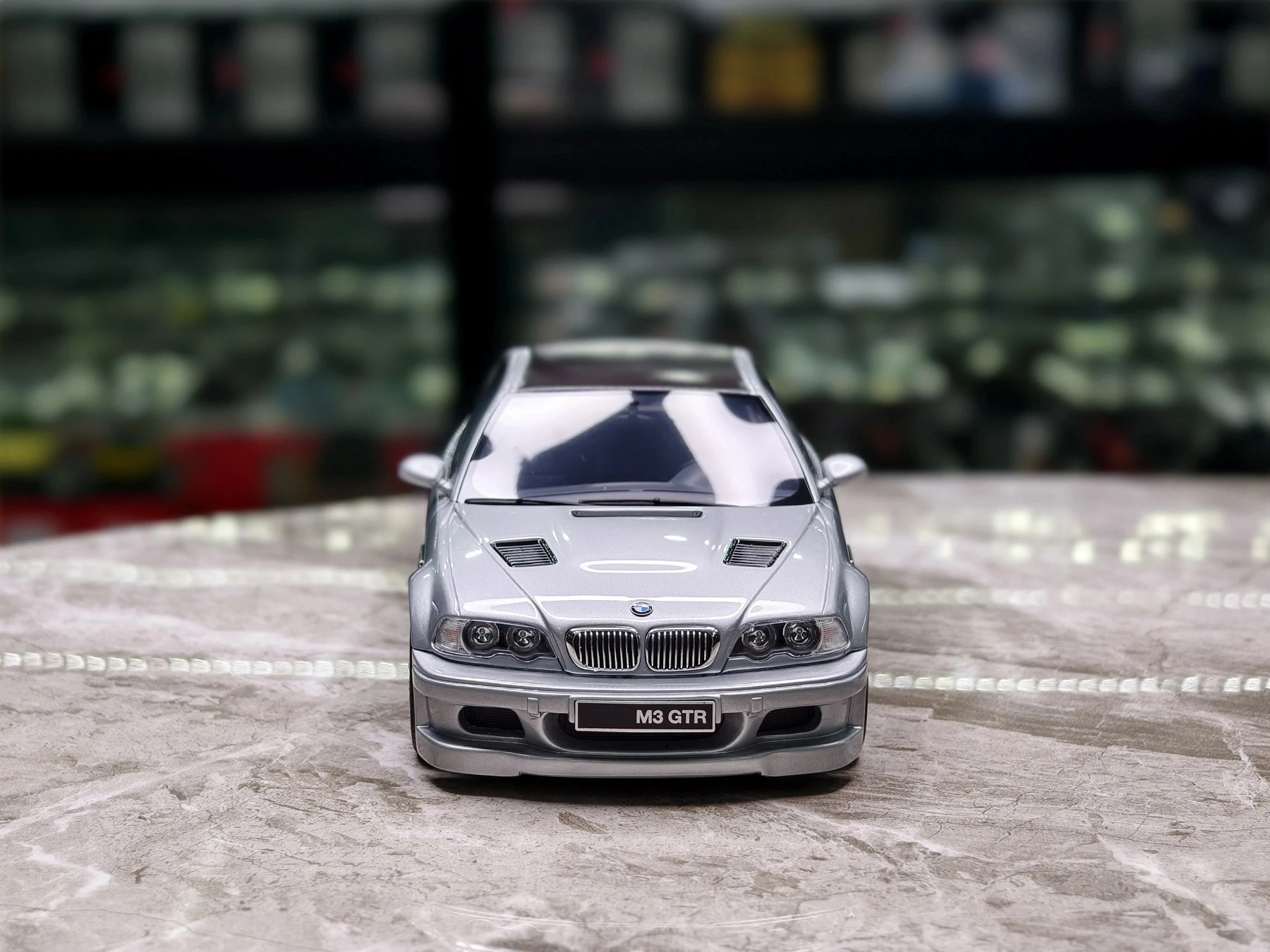 OTTO 1:18 E46 M3 GTR شارع تيتان 2001 محاكاة طبعة محدودة الراتنج معدن ثابت سيارة لعبة مجسمة هدية