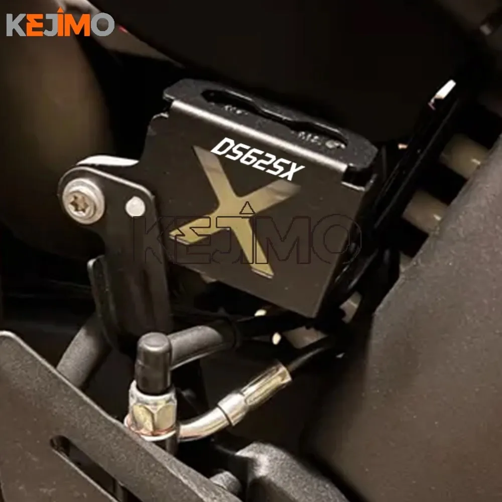 

FOR VOGE 500AC 525AC DS525X DS625X RR660S DS800X 2021-2025 2026 Rear Brake Fluid Reservoir Cover Protector Guard Motorcycle 2027