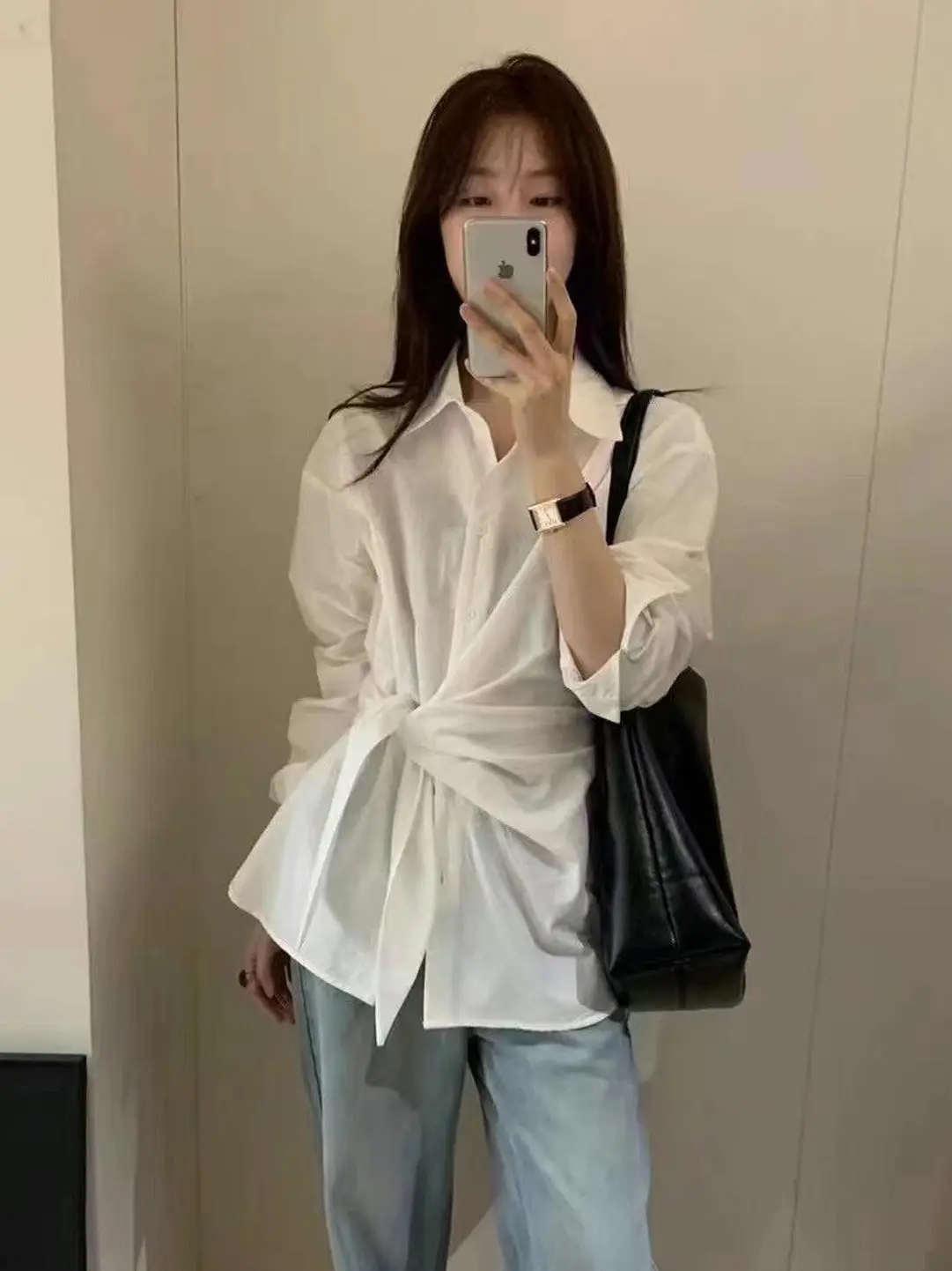 

Женская рубашка в корейском стиле с длинным рукавом, весна 2026, новая повседневная модель, приталенный крой, элегантный дизайн, с поясом-завязкой, одиночный предмет гардероба