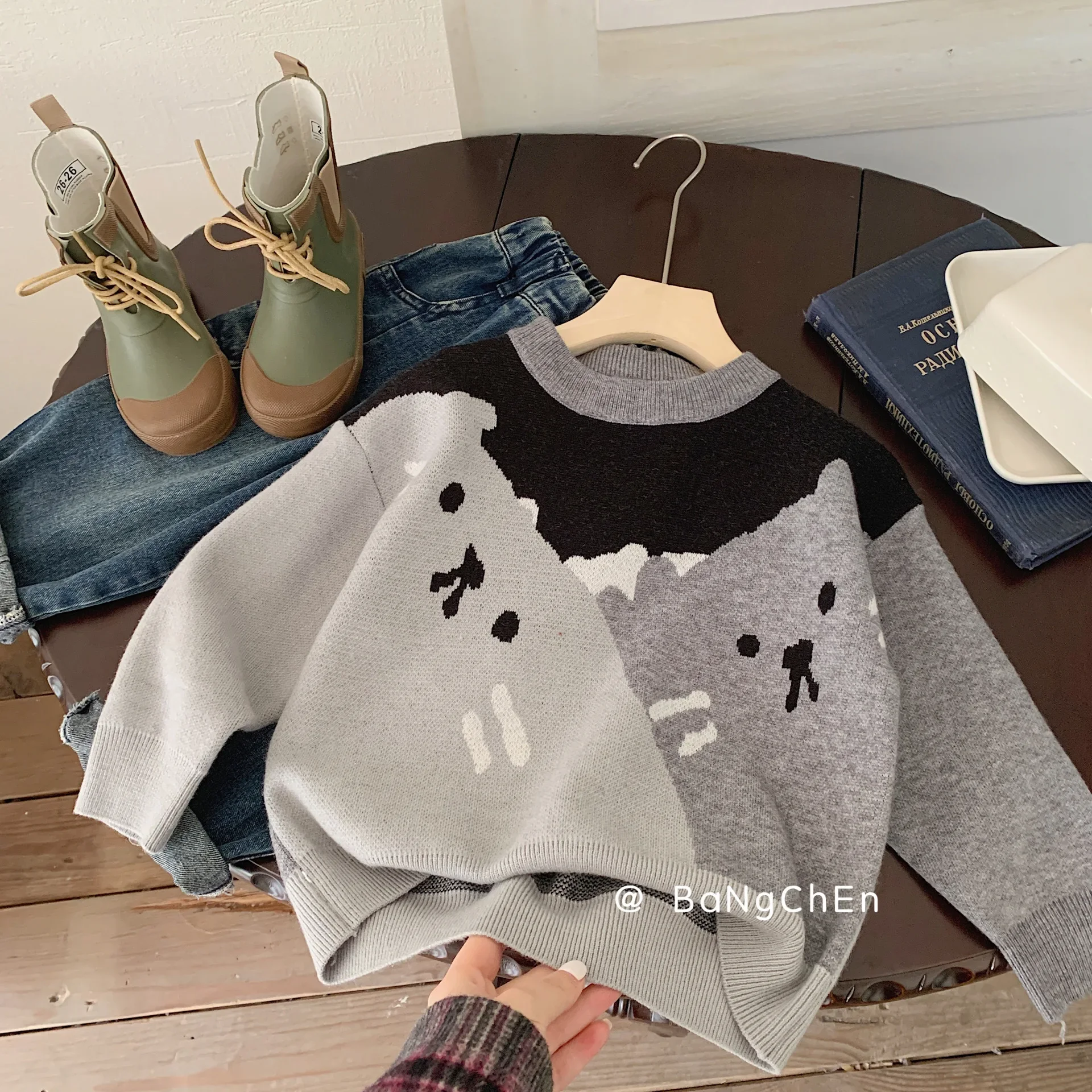 Kinder Pullover Top Herbst Kinder Kleidung neue kleine Katze Pullover Basis Junge Mode Winter tragen grau Cartoon Pullover Tops