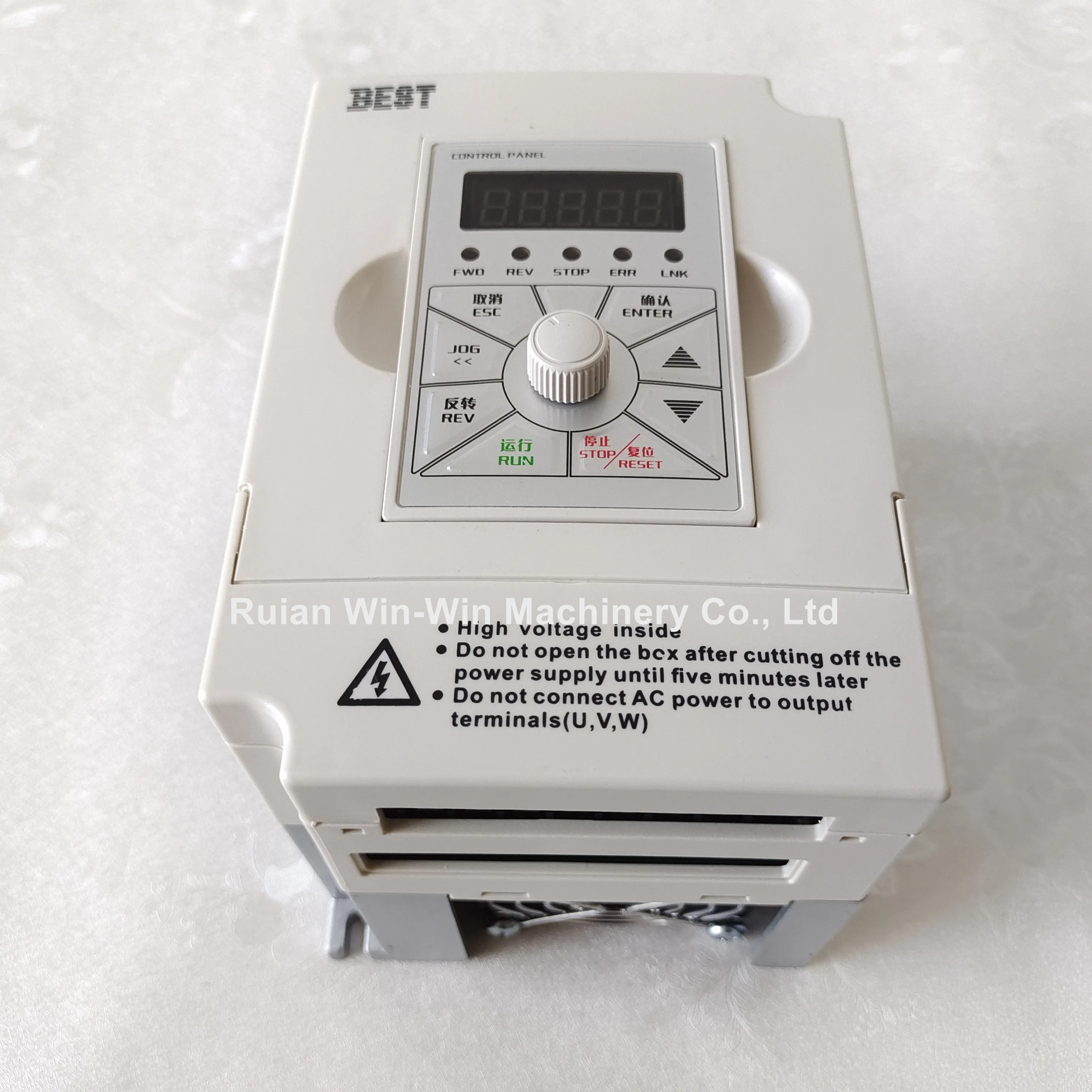 

ЛУЧШИЙ 50-60 Гц 3-фазный преобразователь частоты 380 В 1,5 кВт FC300-1,5G-T4-B3-ZT для машины для выдувания пленки, машины для изготовления пакетов