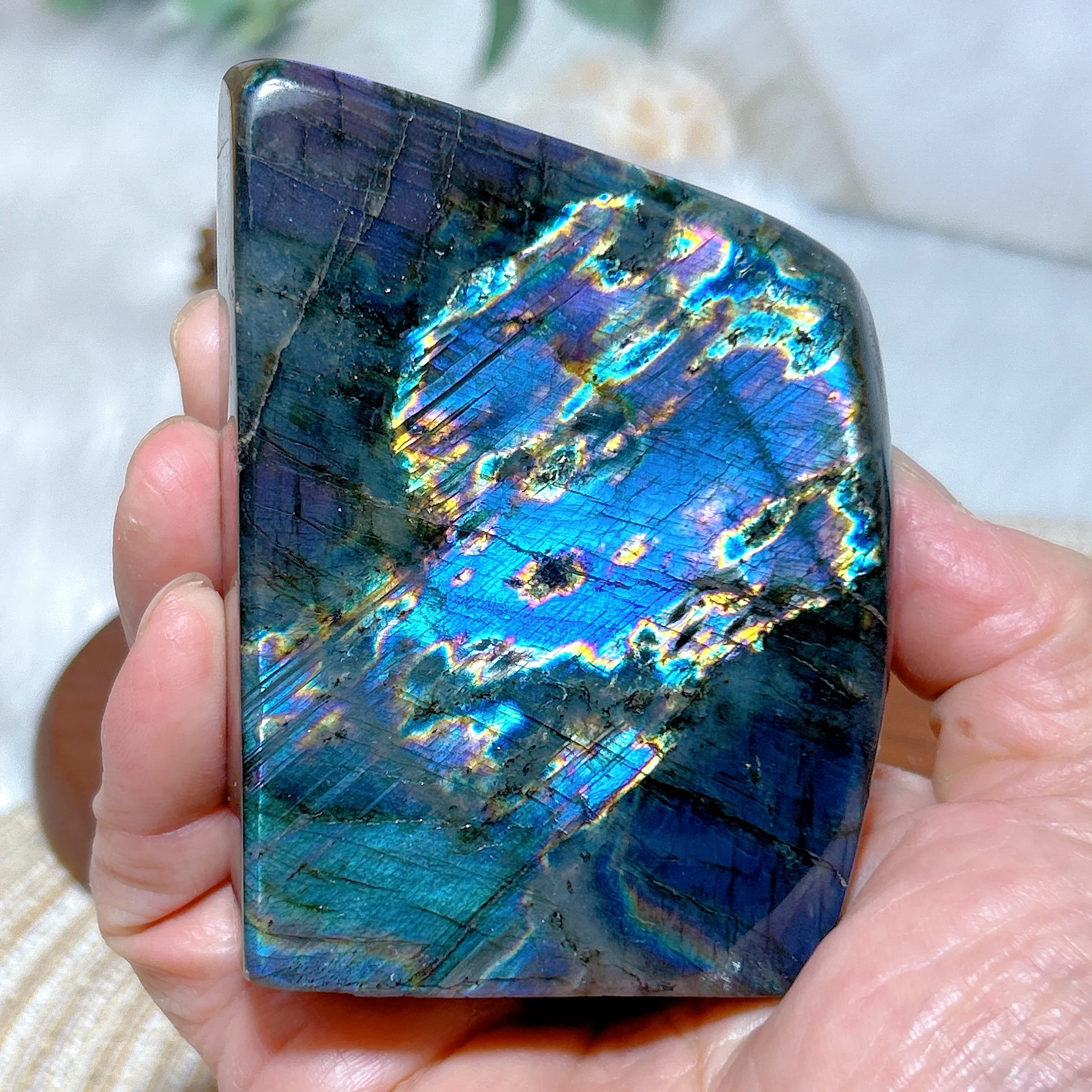 High Quality Natural Crystal Blue Purple Labradorite Free Form polished Flashy Healing Home Decorations Mineral Energy Gift