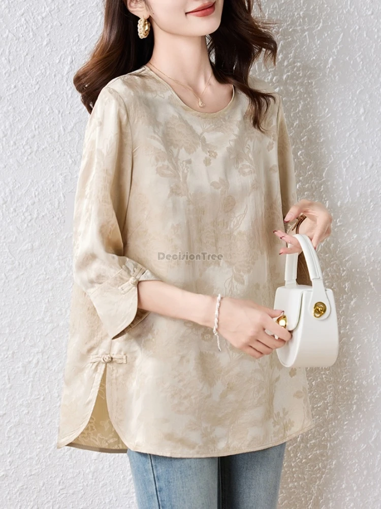 

2025 новая женская летняя жаккардовая атласная рубашка в китайском стиле ретро с круглым воротником и половиной рукавов, элегантная блузка Тан с принтом t001