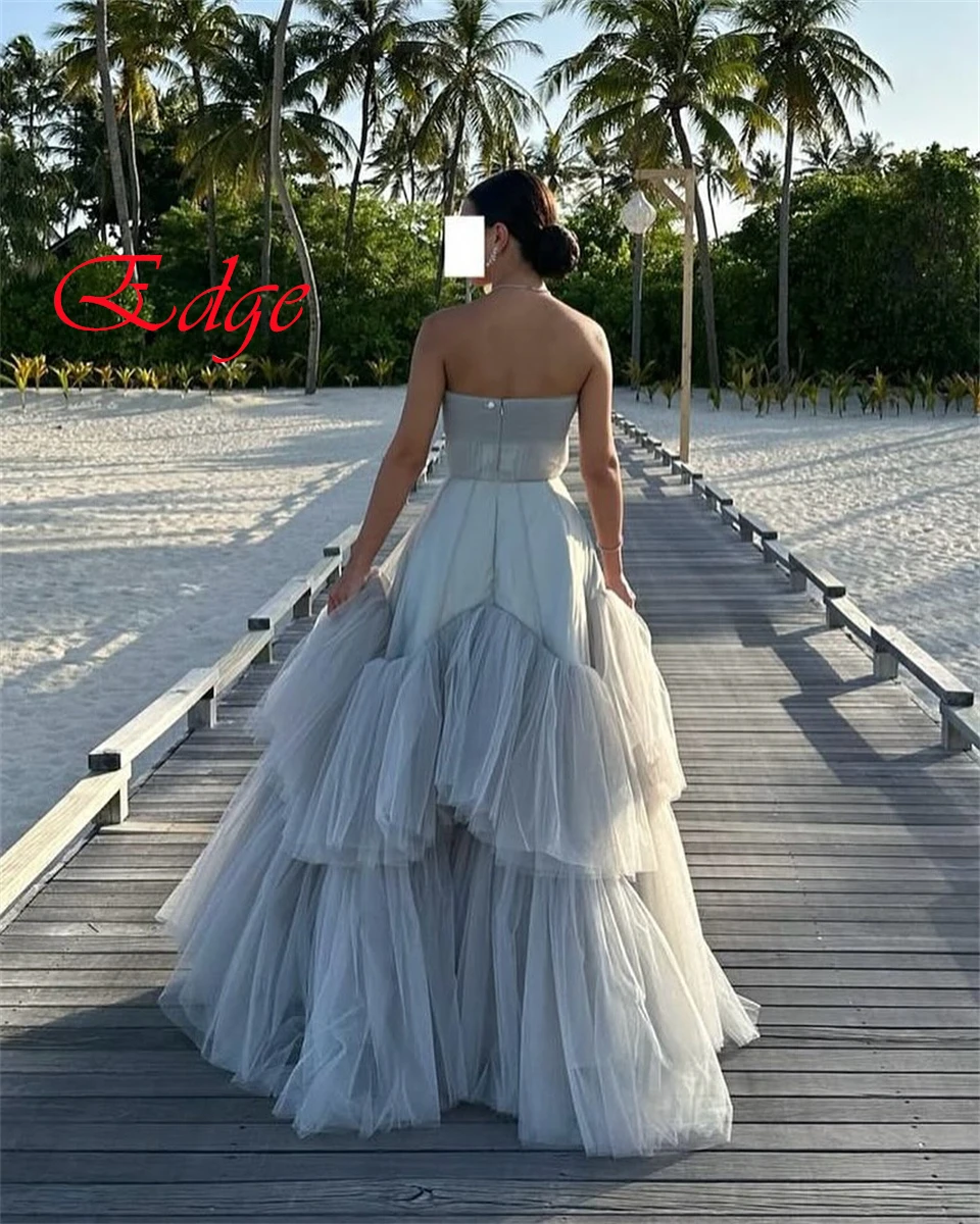 

Customized Luxury Light Blue Tulle Evening Dress Temperament Strapless Sleeveless Zipper Back Crystal Special Occasion Gowns