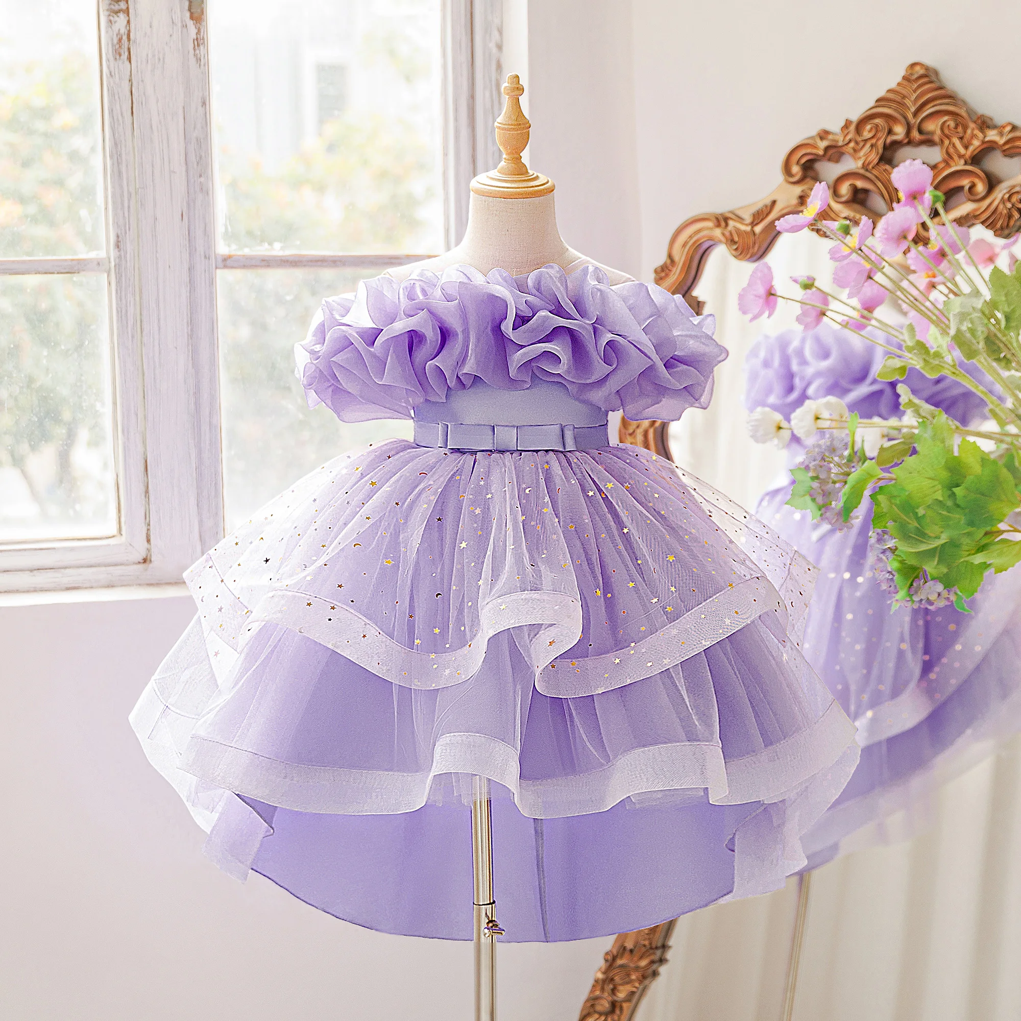 Sommerliche Blumen-Brautjungfernkleider Elegante Schleifen-Hochzeitskleider Prinzessinnen-Ballkleider Mädchen Tüll Abschlussfeier Geburtstag Abendkleider