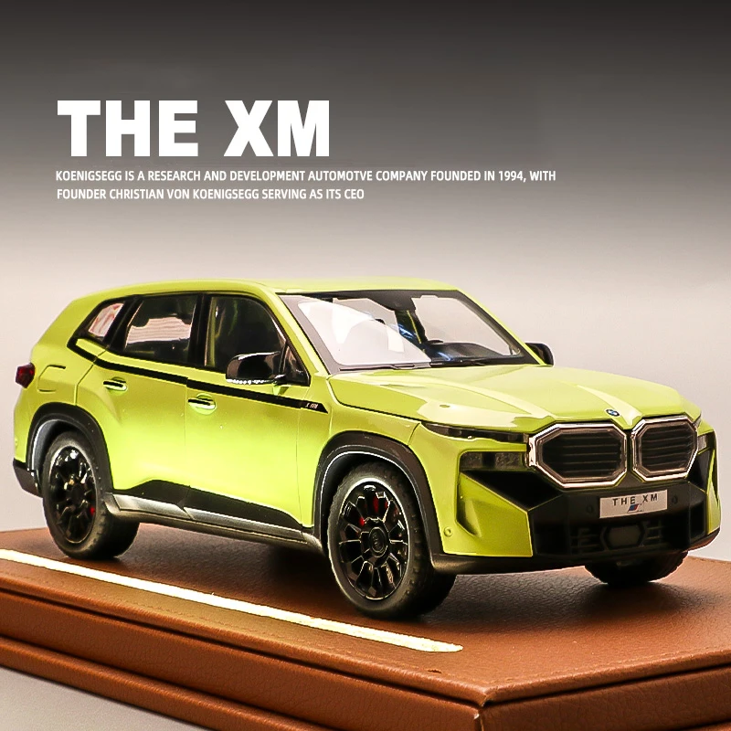 1:32 THE XM SUV Alloy Model Car Toy Diecasts Casting Sound and Light Car Toys For Children Vehicle