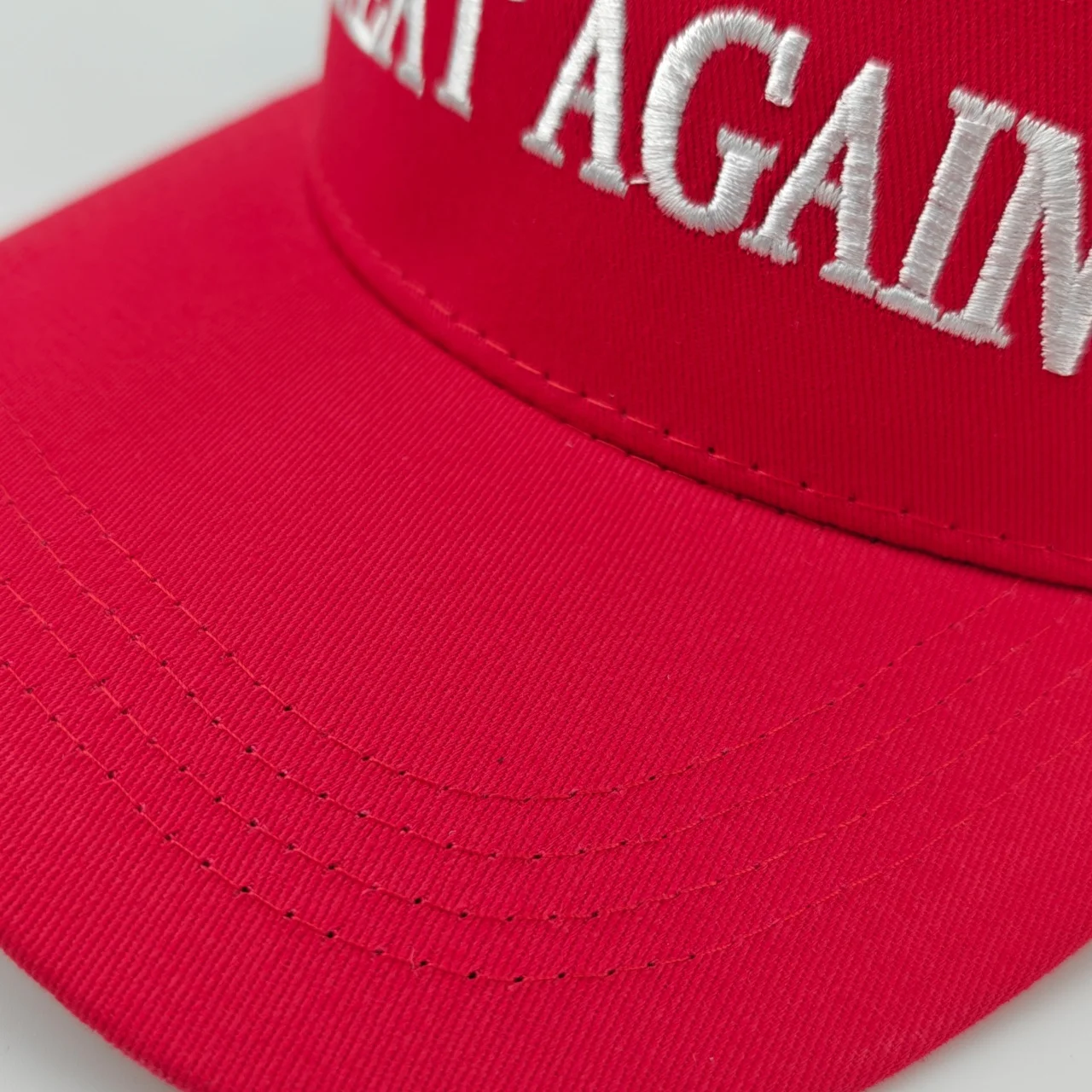 Charlie Kirk Hut, Goldstickerei, USA 47, Baseballkappe für Männer und Frauen, republikanische Geschenkhüte, weiß – Detail 13
