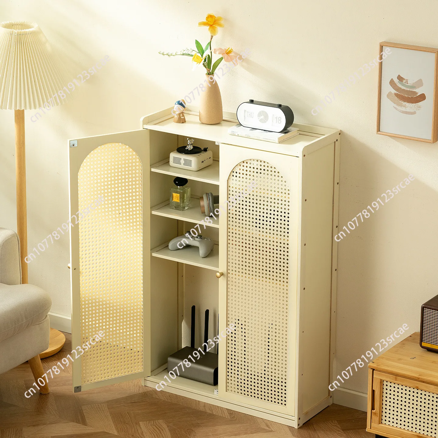 Simple dust-proof storage locker, arched imitation rattan woven breathable cabinet door, large-capacity closed storage