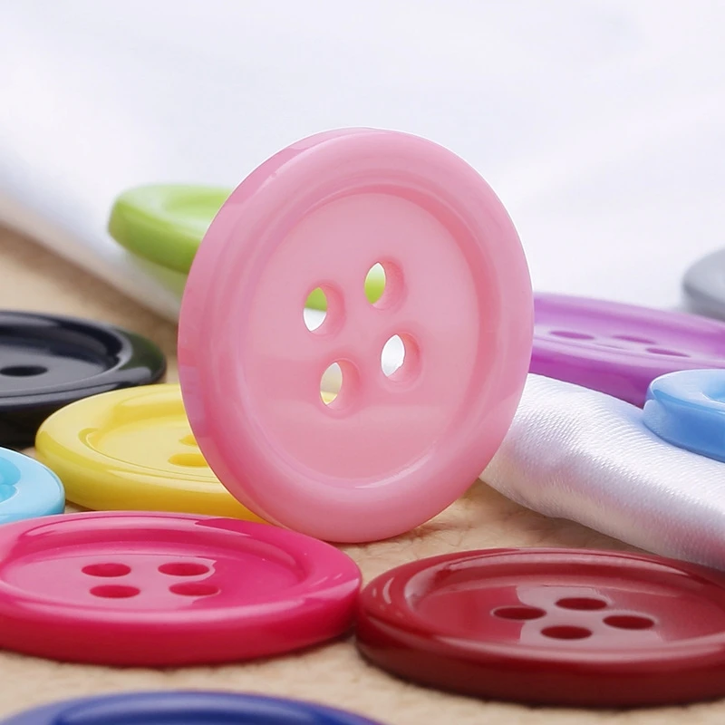 10/15/20/25/30 مللي متر أزرار خياطة بلاستيكية ملونة مستديرة 4 ثقوب زر DIY بها بنفسك الحرف سجل القصاصات ديكور المنزل الملابس الخياطة Accesso