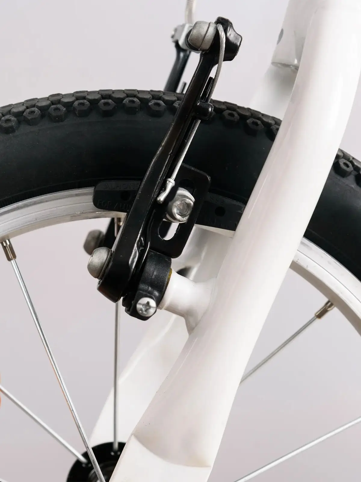 AliExpress NONE 2/4/8pcs MTB Road Bicycle Silent Brake Pads Cycling V Brake Holder Pads Shoes Rubber Blocks Durable Cycling Accessories Black