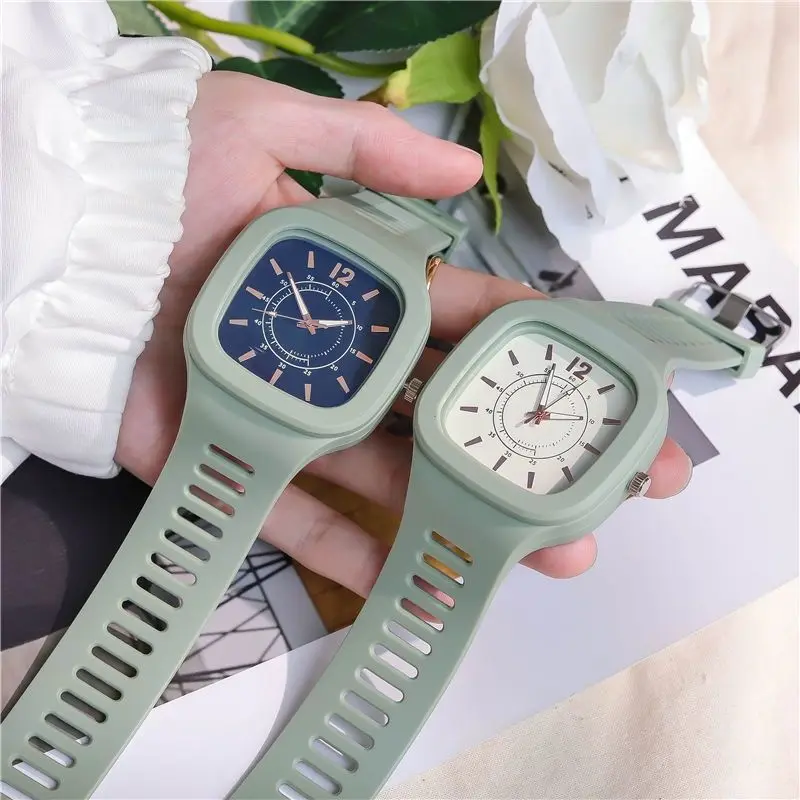 Fashion Women Watches Square Dial Pin Buckle Quartz Watch Women Luxury Ladies Electronic Wristwatches Silicone Female Clock Gift