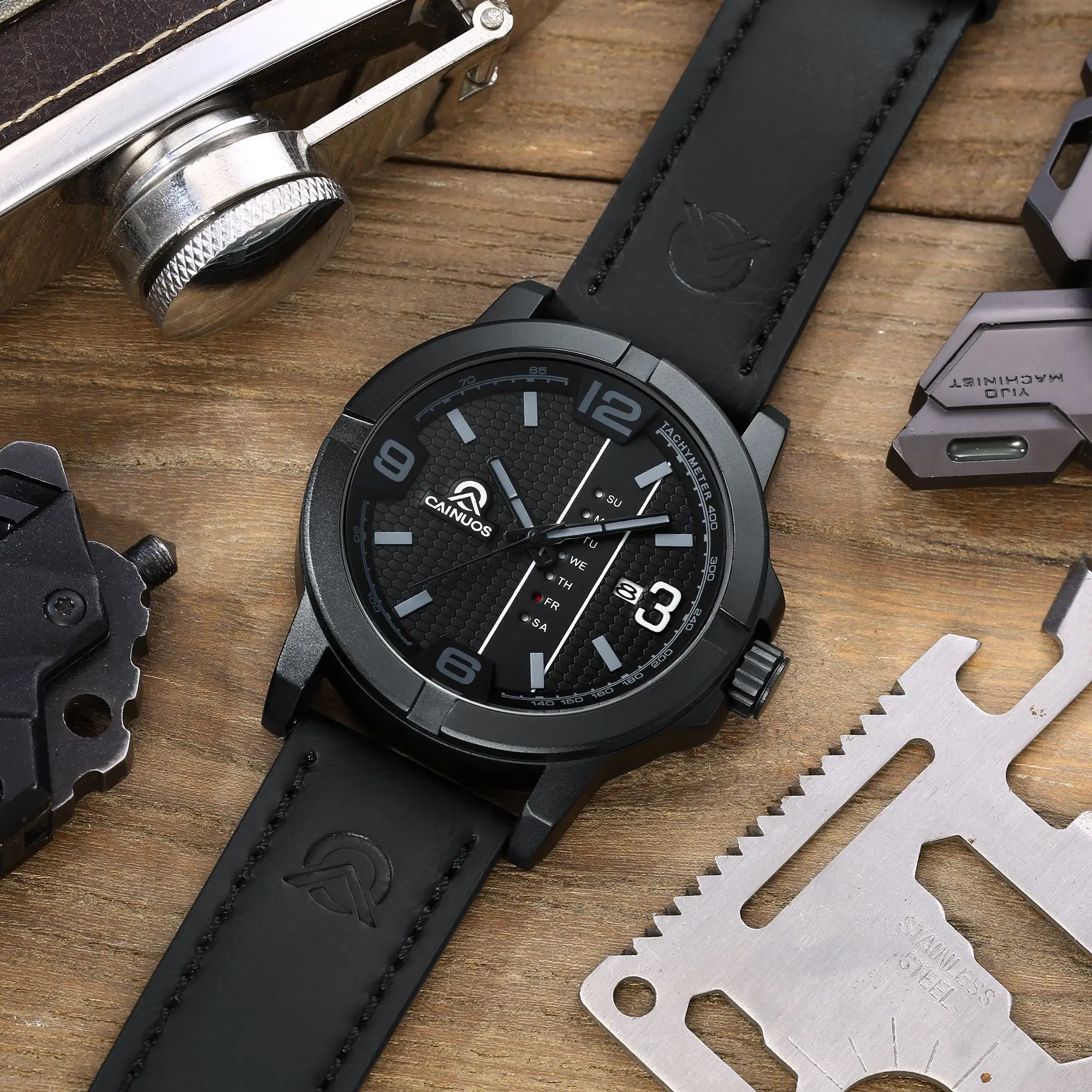 Мужские часы с кожаным ремешком — водонепроницаемые кварцевые часы с днем и большим циферблатом