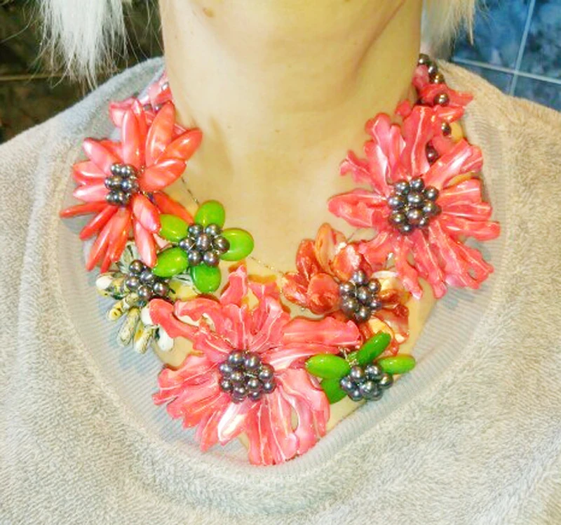 N-2017-5-12-11-30 Classic romantic Africa shell flower necklace 20\