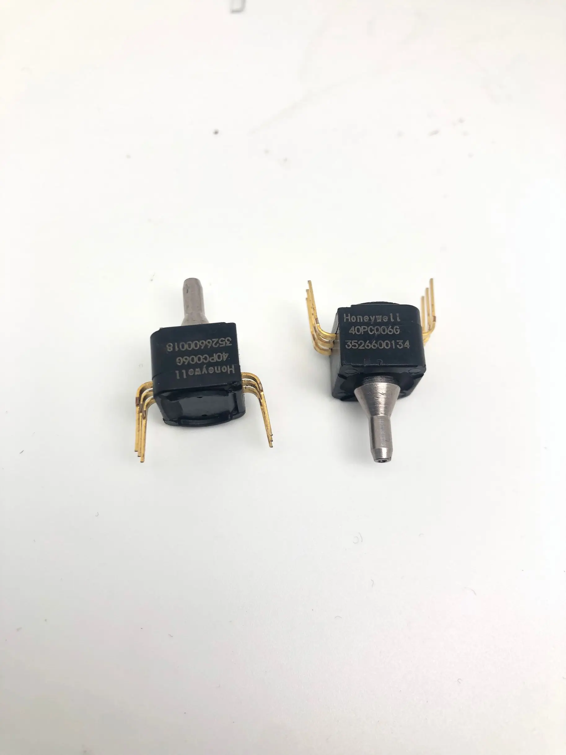 

40PC006G2A HONEYWELL Original 0-500 psi Straight O-Ring Interface