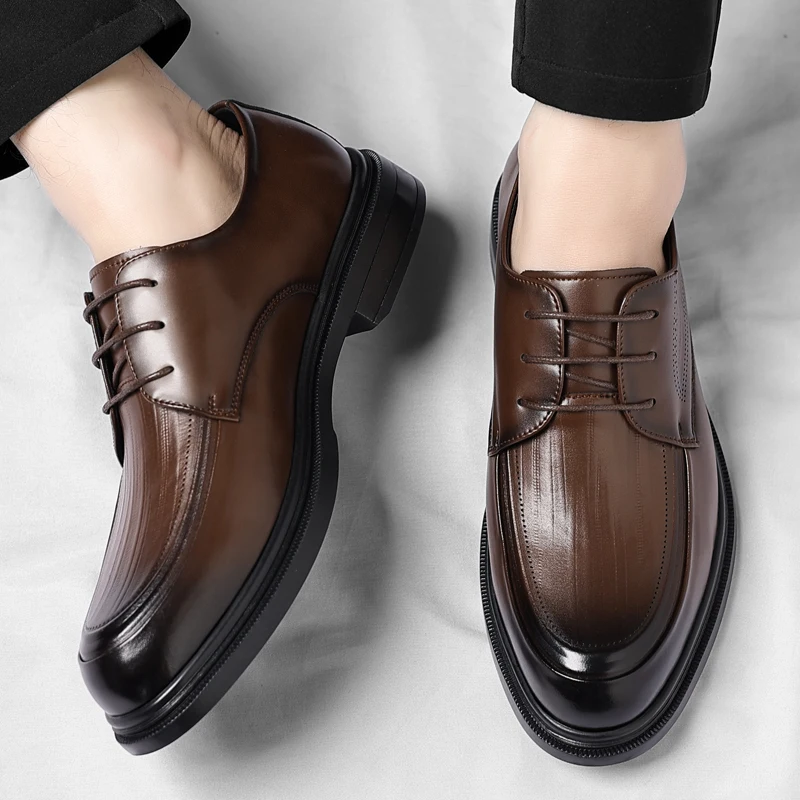 

Мужская классическая мужская кожаная обувь. Удобная обувь для отдыха в деловом стиле. Роскошная обувь для офиса и вечеринок для взрослых. Черный, коричневый.