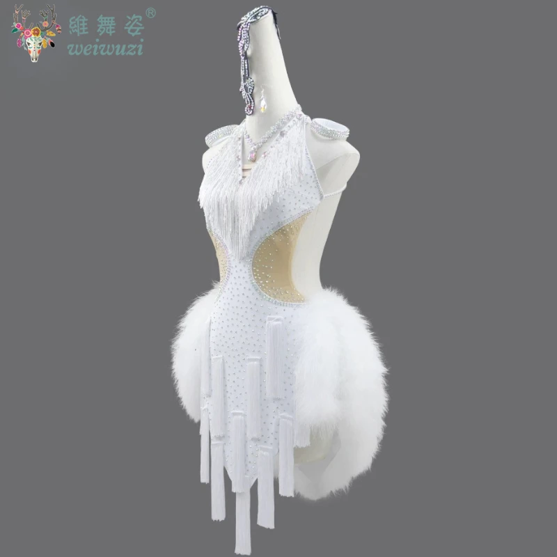 ملابس رقص اللاتينية المرأة مخصصة الراقية الأبيض ريشة شرابة فستان التانغو تشا تشا سامبا أزياء مسرحية المهنية