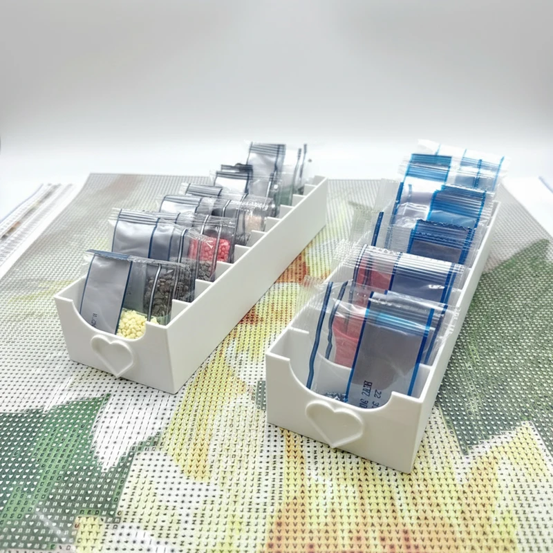 

1pc Diamond Painting Diamond Bag Storage Box Large-Sized Grid Sorting Box Heart-Shaped Diamond Painting Storage Box 10 Grid