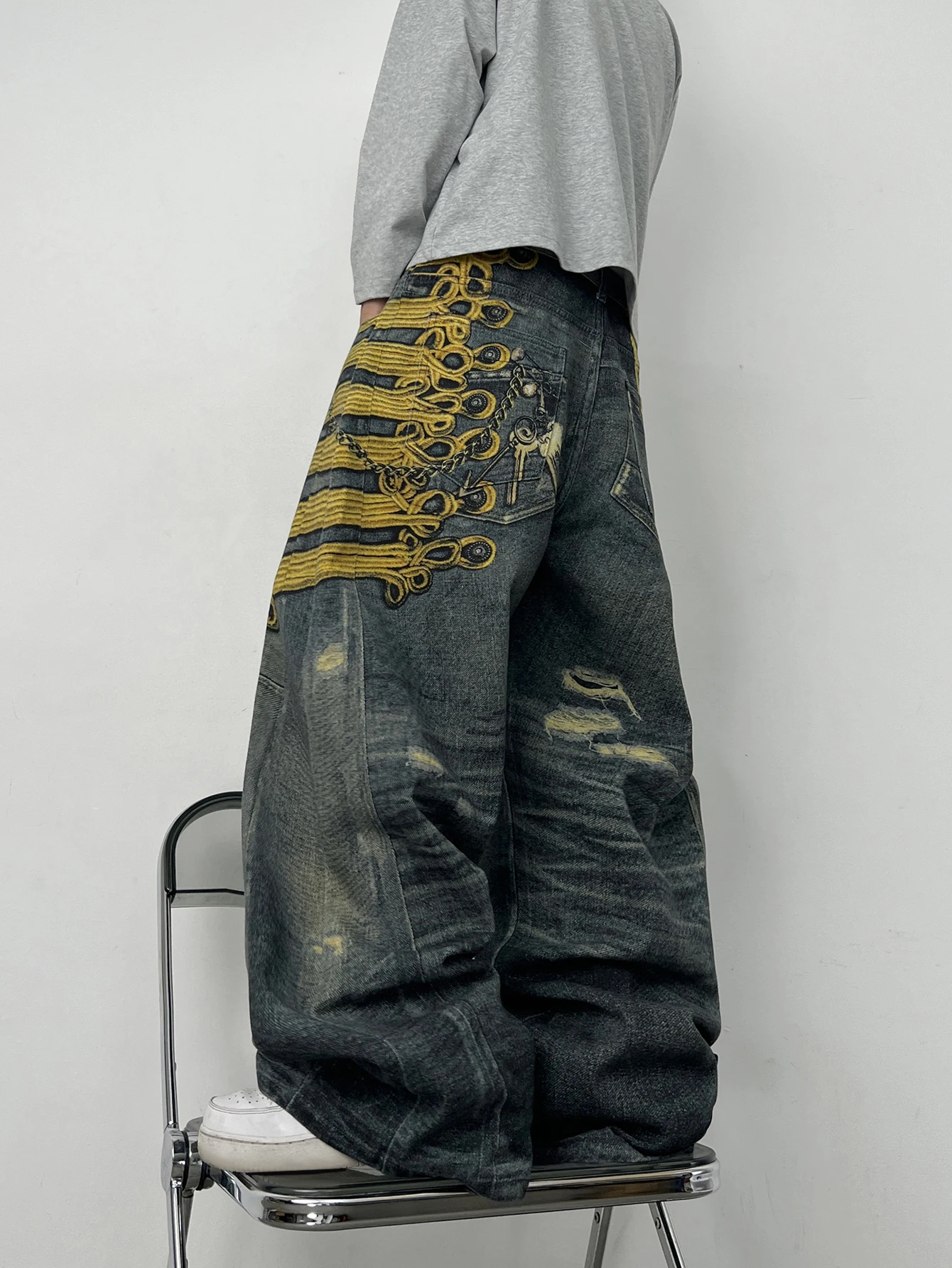Men's American Vintage Distressed Gold Skull Military Rope Print Loose Wide-Leg Jeans Y2K Trend Hip-Hop Street Versatile Pants