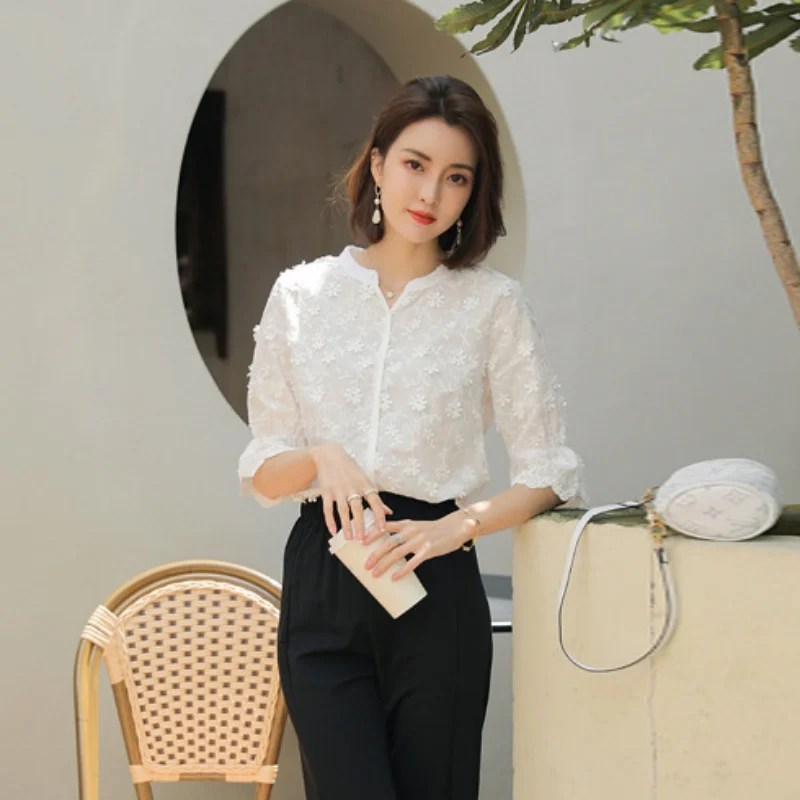 Summer Embroidered White Cotton Woman\'s Blouse Fashion Floral Short Sleeve Shirt Elegant Casual Tops