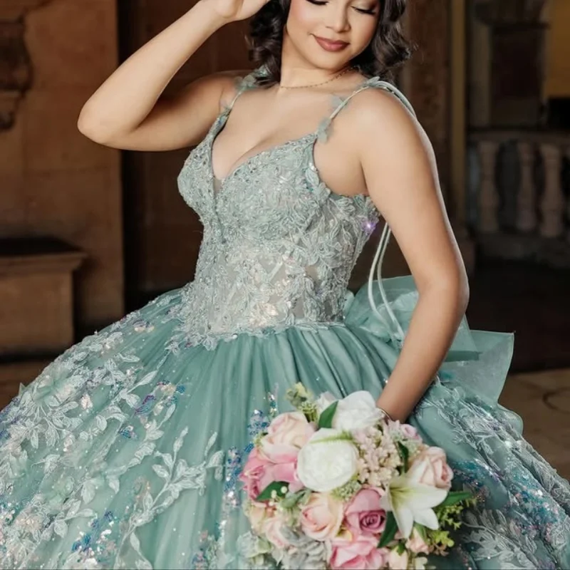 

Shiny cyan Quinceanera Dress off-shoulder Lace crystal glitter decal Long tail Bow vestidos de 15 Quinceanera ﻿Customize