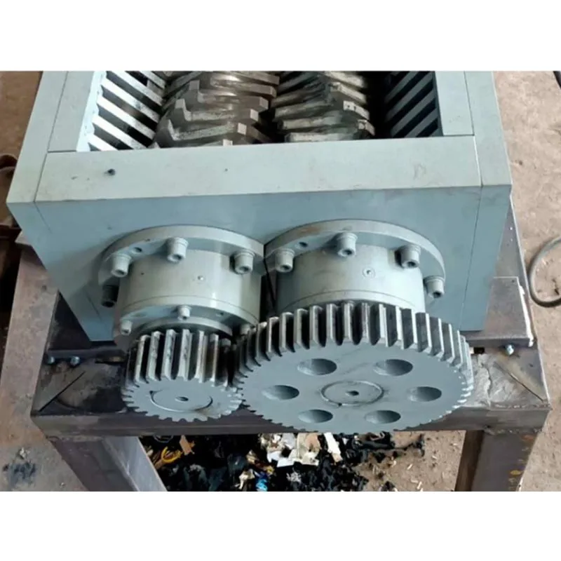 Mini Multifunctional Shredder Machine Metal Chassis Wood Plastic Domestic Waste Fabric Old Clothes Crushing Equipment Customized